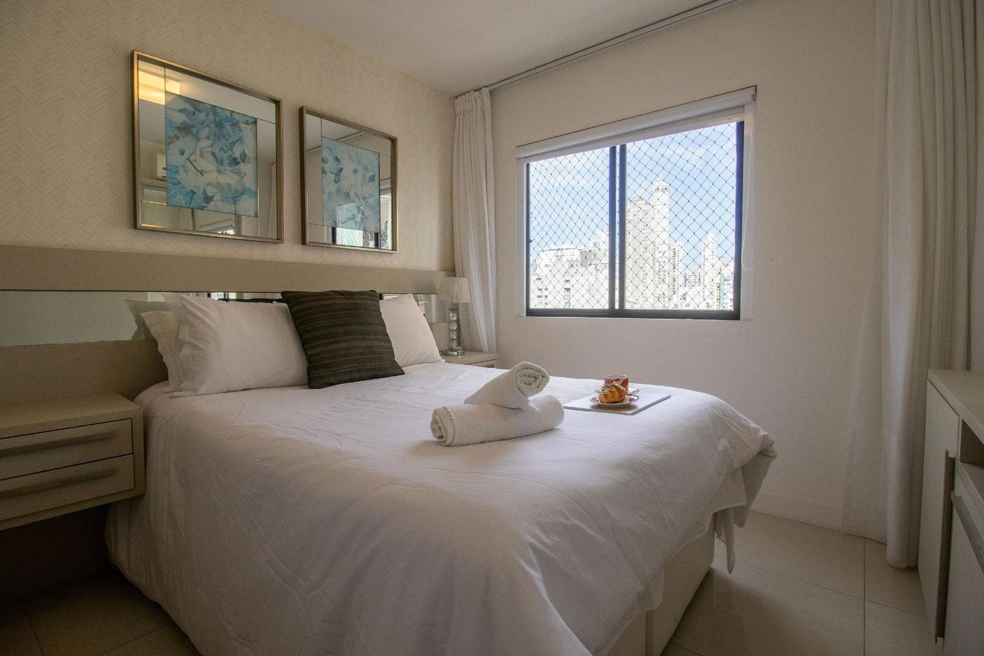 Balneário CamboriúBk81 - 3 Dorm, Climatizado, 2 Garagens, Wi-Fiアパートメント エクステリア 写真