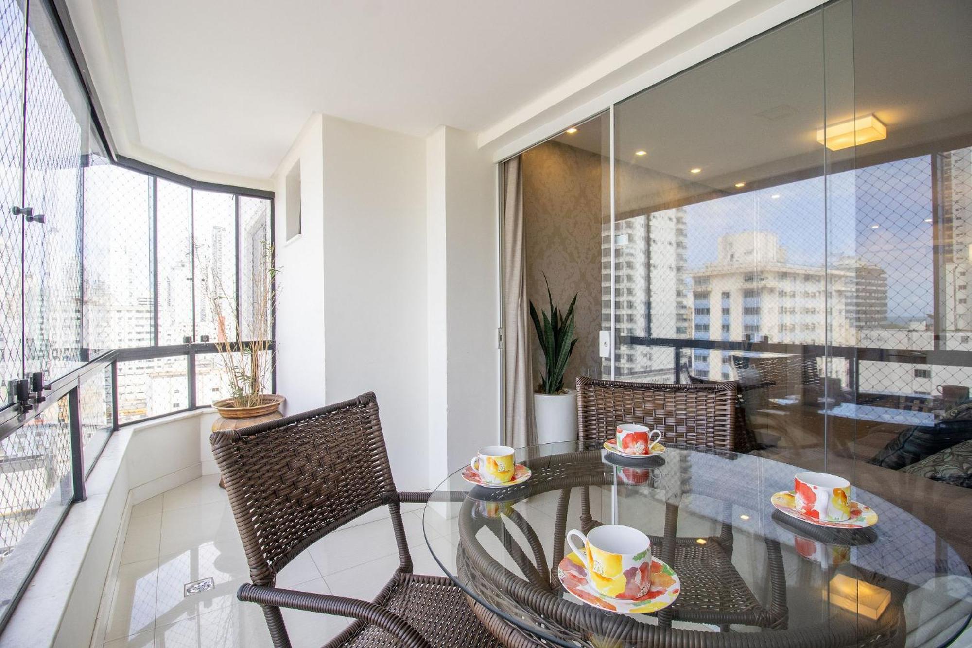 Balneário CamboriúBk81 - 3 Dorm, Climatizado, 2 Garagens, Wi-Fiアパートメント エクステリア 写真