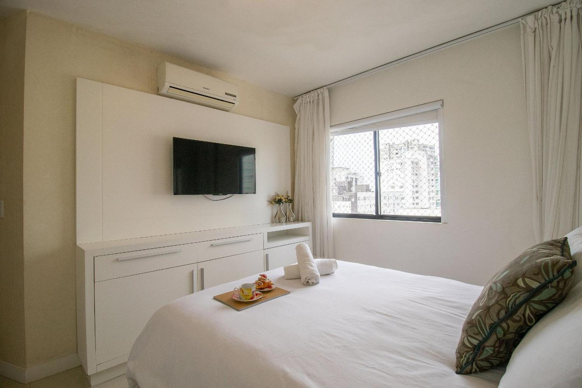 Balneário CamboriúBk81 - 3 Dorm, Climatizado, 2 Garagens, Wi-Fiアパートメント エクステリア 写真